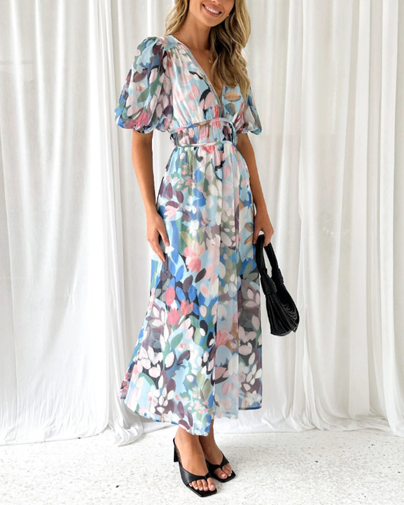 Corrine – Chic Floral Dress with Flowing Fit