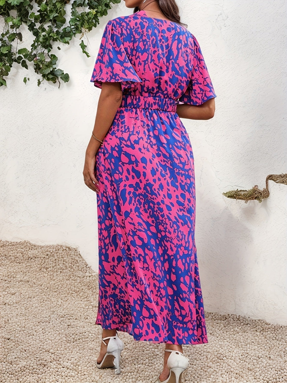 Hallel™ | Flattering Summer Dress