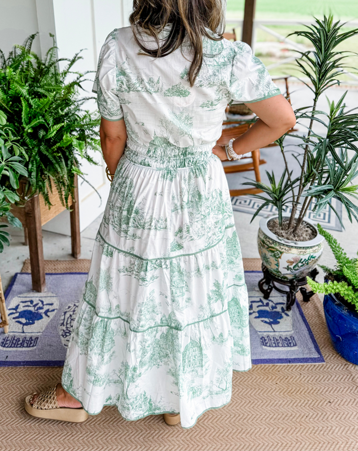 Solyara – Elegant Maxi Dress with Timeless Print