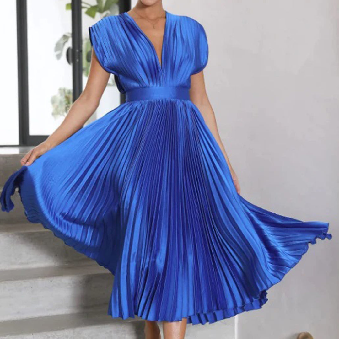 Clarissa | Pleated V-Neck Midi Dress