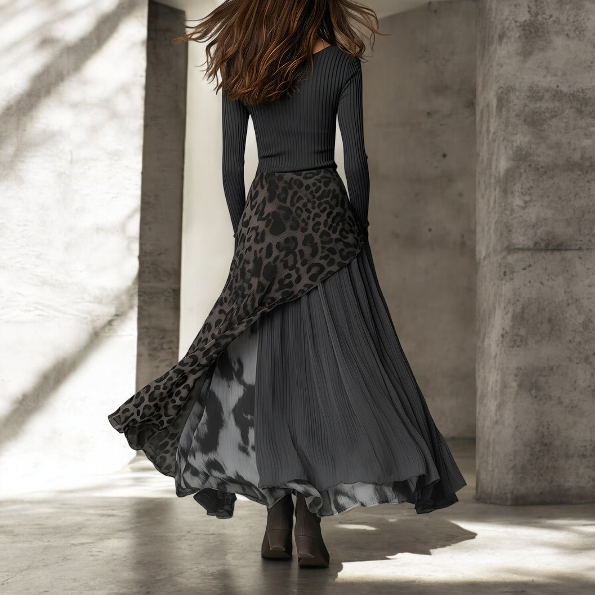 Faye™ | Long Dress with Leopard Accent