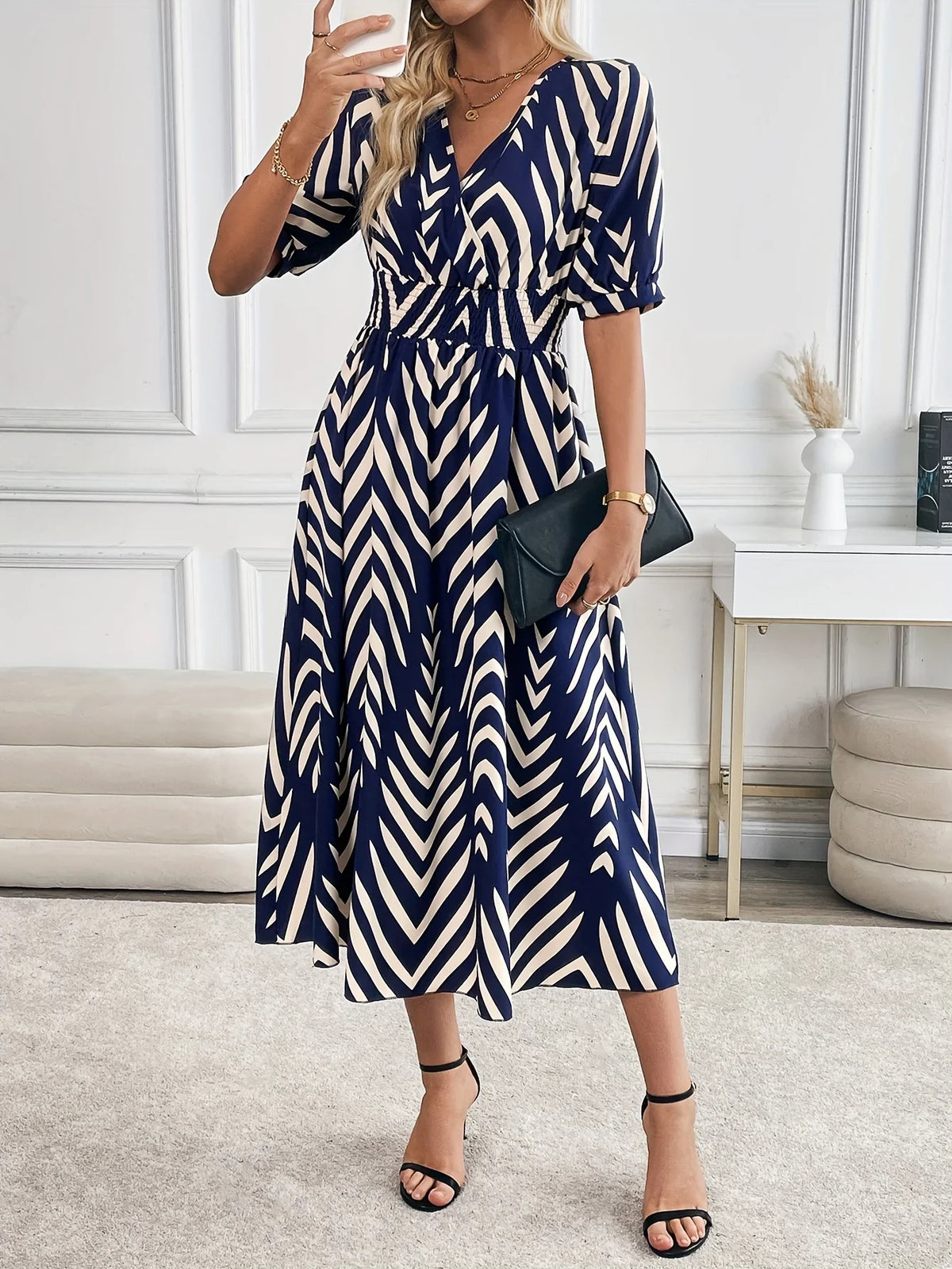 Selina – Geometric Flow Midi Dress
