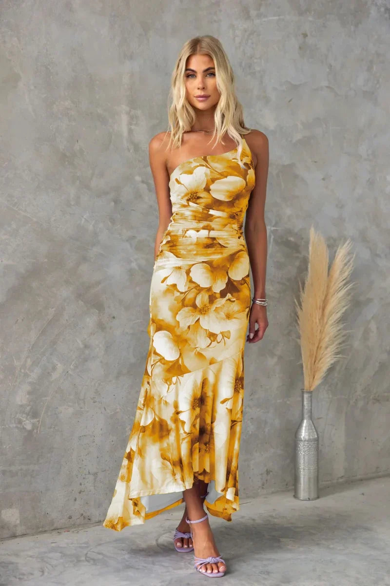 Avenyra – Elegant One-Shoulder Floral Dress