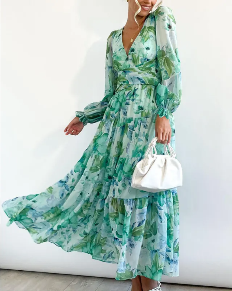 Corrine – Chic Floral Dress with Flowing Fit
